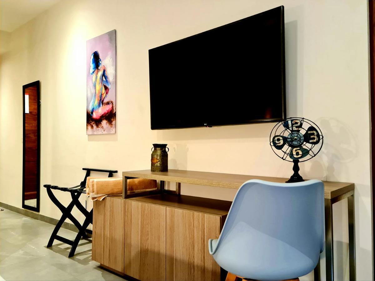 Discover Playa Del Carmen From The Gallery Condos Steps To The Beach Екстериор снимка