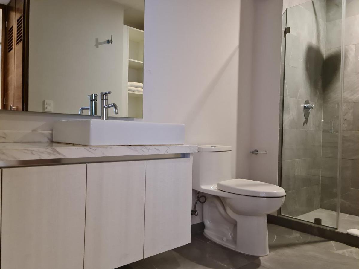 Discover Playa Del Carmen From The Gallery Condos Steps To The Beach Екстериор снимка